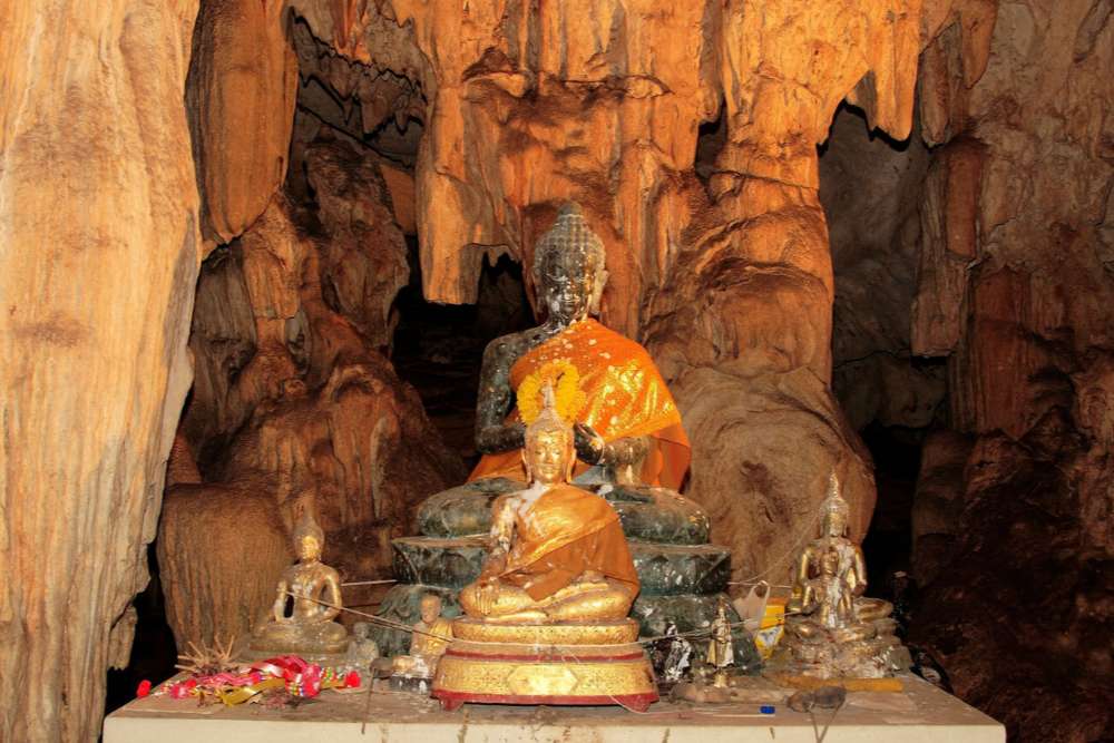 Temple Wat Tham Khao Pun, Kanchanaburi